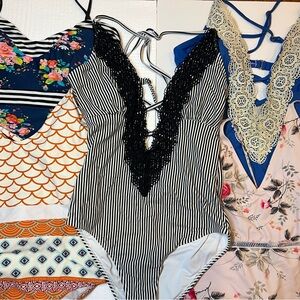 FIVE Cupshe one piece Med swimsuits